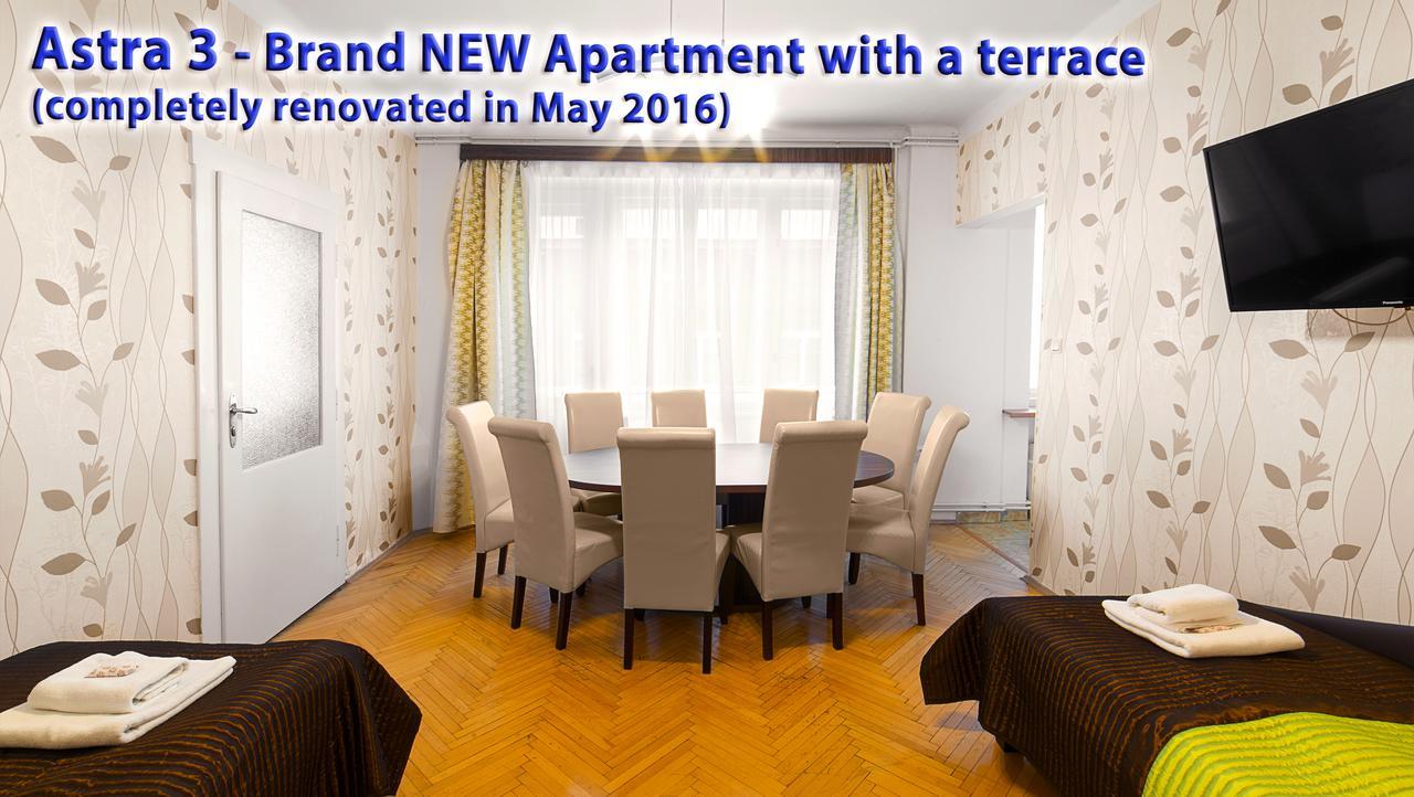 Astra 3 - Large Apartment With Terrace ปราก ภายนอก รูปภาพ